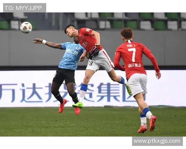 重庆足球队个人能力大幅提升引发关注球员实力排名创新高 重庆足球队个人能力大幅提升引发关注球员实力排名创新高