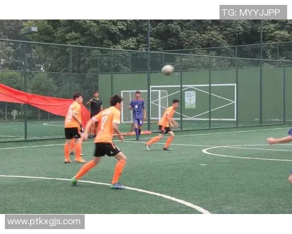 广州滑板队防守革新之路:从传统到现代的转型与挑战 广州滑板队防守革新之路:从传统到现代的转型与挑战