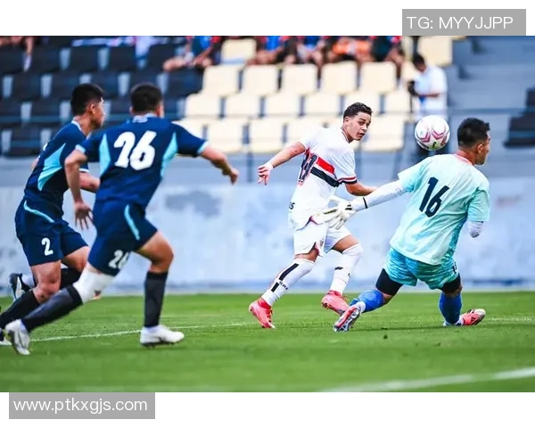 北京足球队在冠军赛中的战术意识与团队配合全面解析